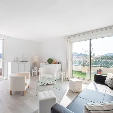 Apartment Turquoise-8 By Interhome Cavalaire-sur-Mer