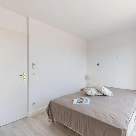 Turquoise-8 By Interhome Apartment Cavalaire-sur-Mer